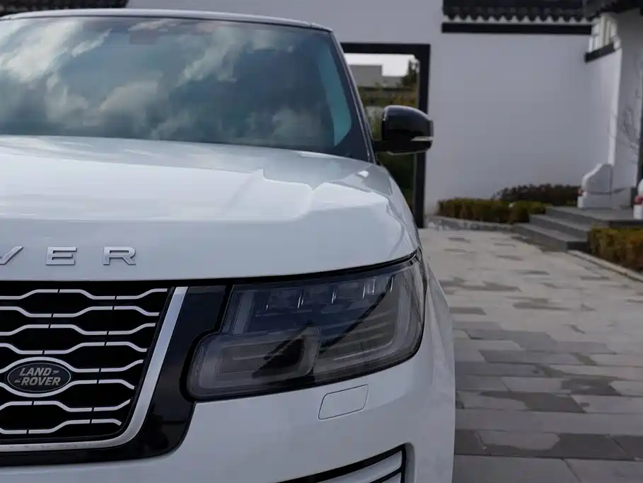 Land Rover Range Rover 2020 — фото 12