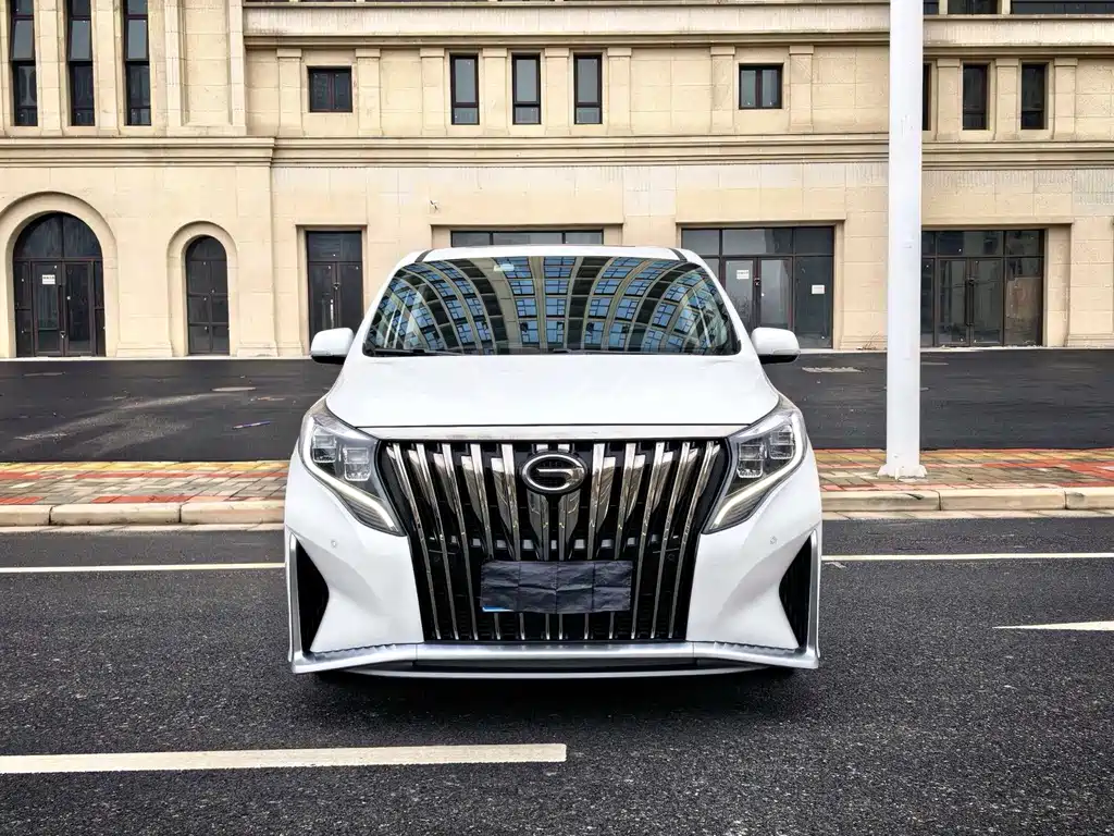 GAC Motor Trumpchi M8 2022 — фото 2