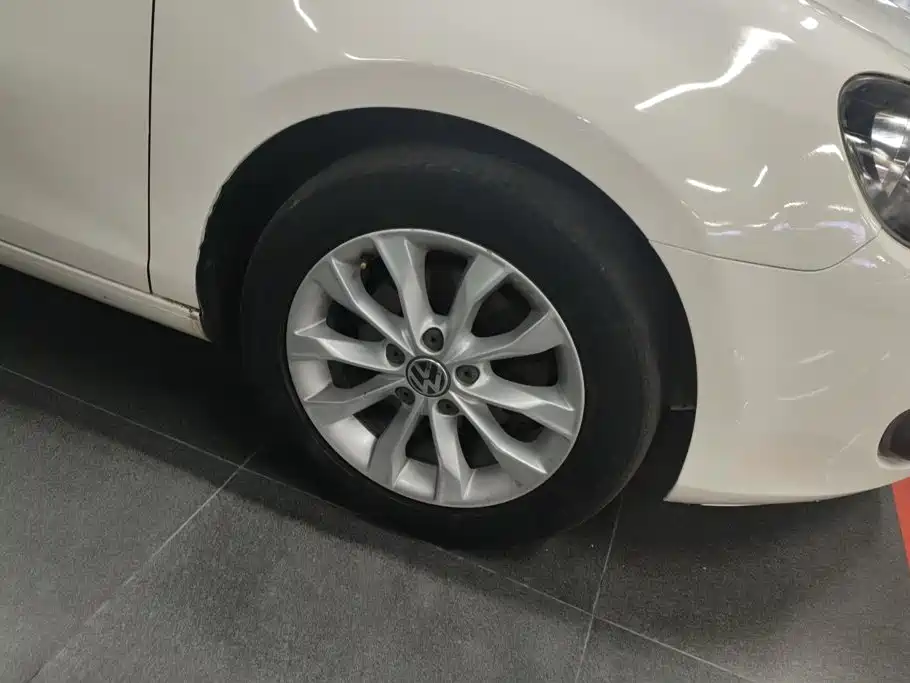 Volkswagen Golf 2014