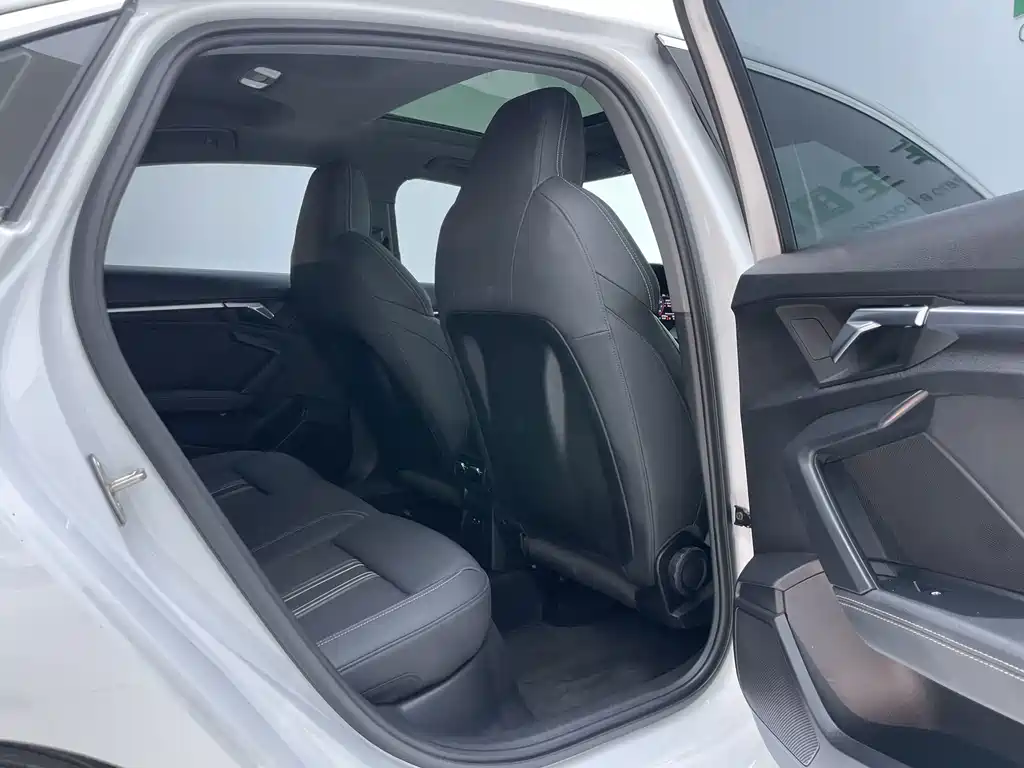 Audi A3 2022 — фото 21