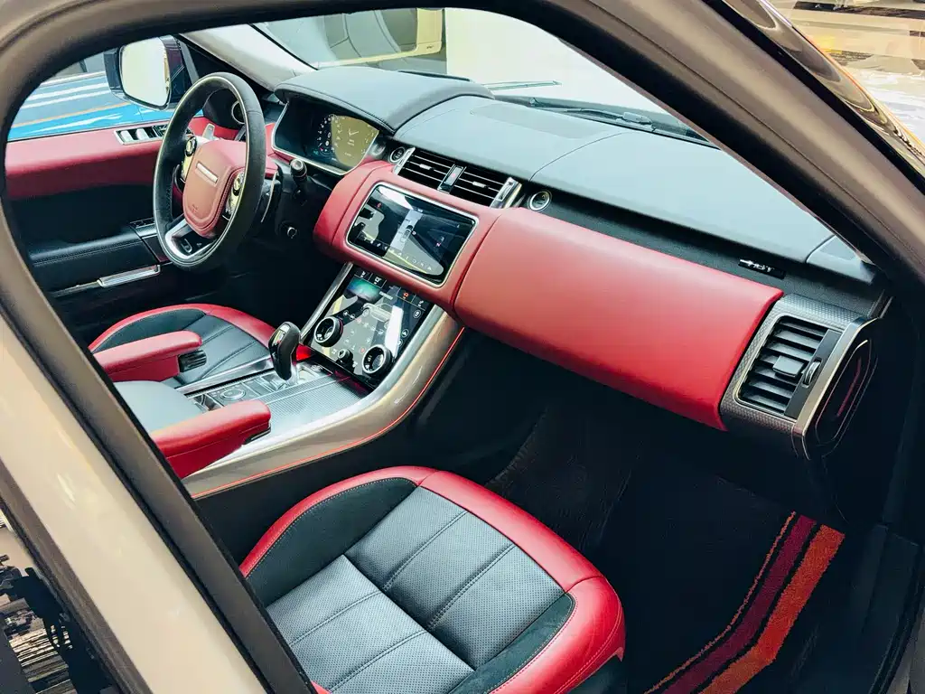 Land Rover Sport 2021 — фото 17