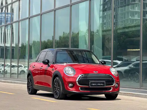 MINI MINI 2018