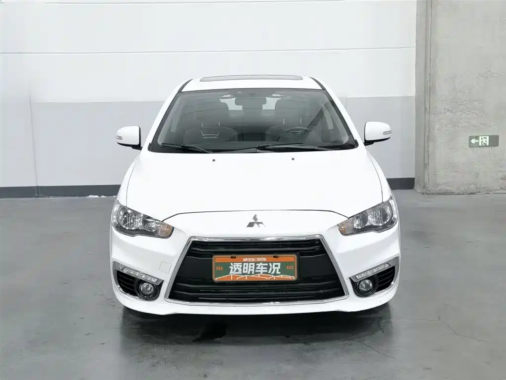 Mitsubishi Lancer EX 2015 — фото 3
