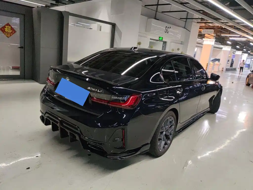 BMW 3 Series 2025