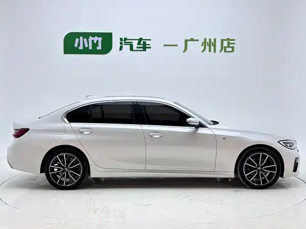 BMW 3 Series 2022