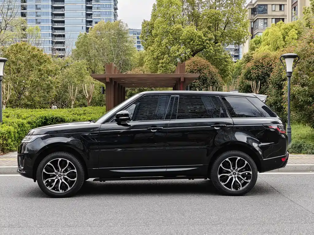 Land Rover Sport 2022 — фото 3