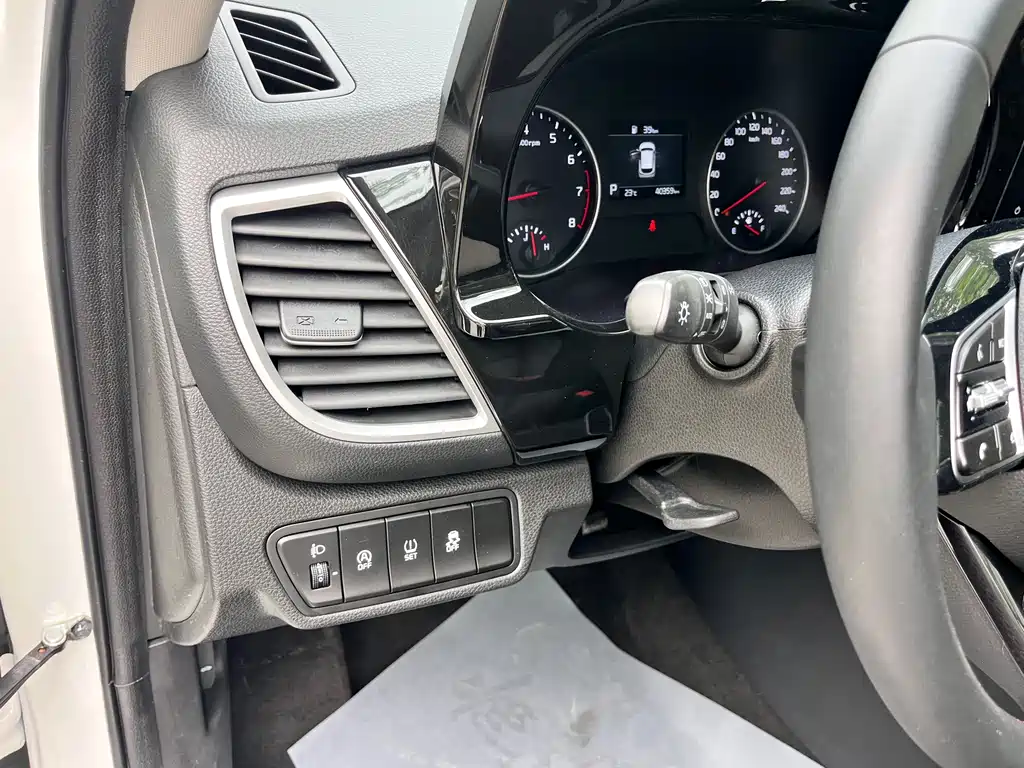 Kia KX3 2022 — фото 10