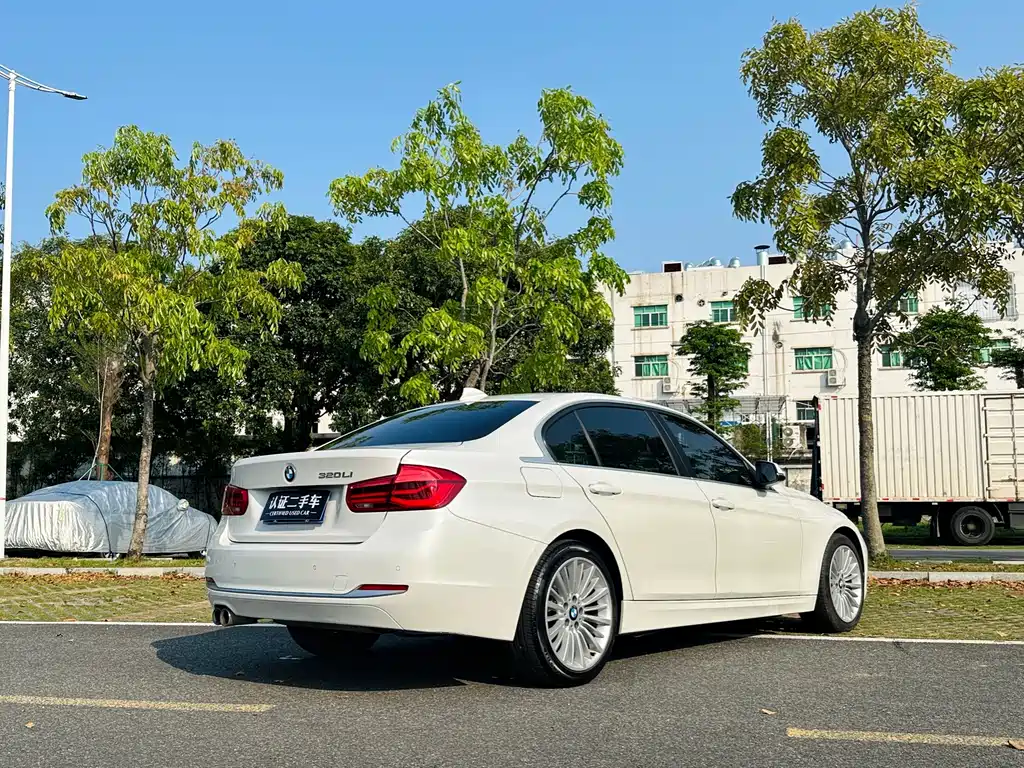 BMW 3 Series 2018