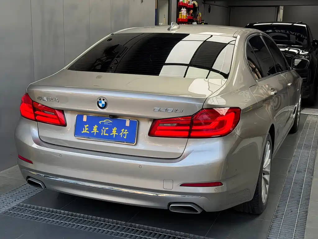 BMW 5 Series 2018