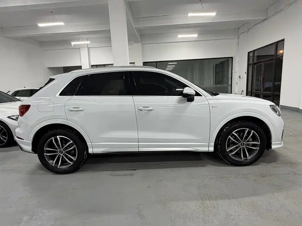 Audi Q3 2022