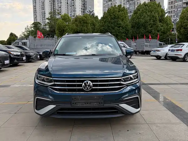 Volkswagen Tiguan L 2022