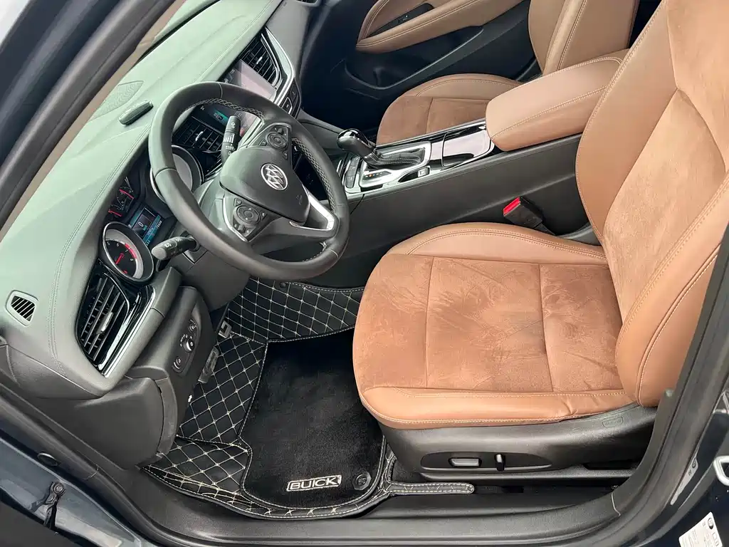 Buick Regal 2019 — фото 14