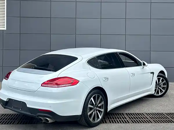Porsche Panamera 2014