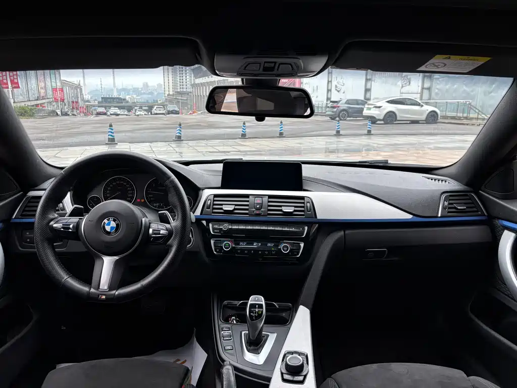 BMW 4 Series 2018 — фото 11