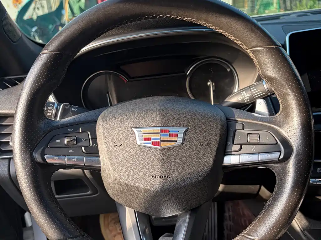 Cadillac CT5 2020 — фото 14