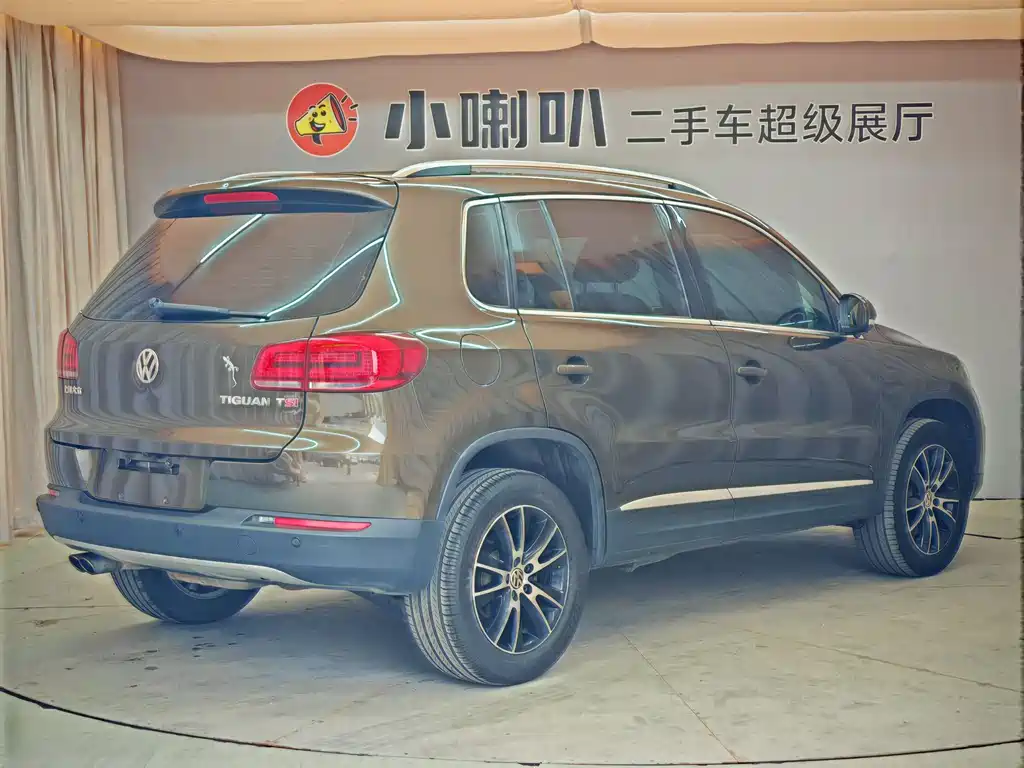 Volkswagen Tiguan 2015 — фото 4