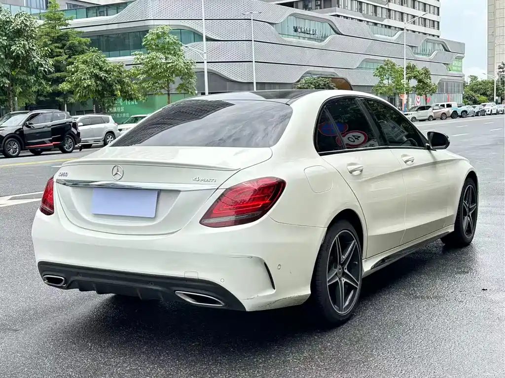 Mercedes-Benz C-Class 2019 — фото 16