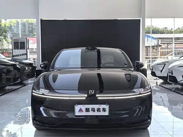 Zeekr 007 2024