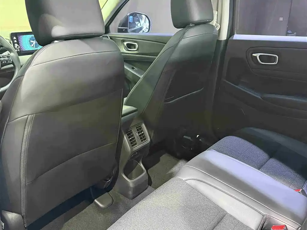 Honda Vezel 2023 — фото 12