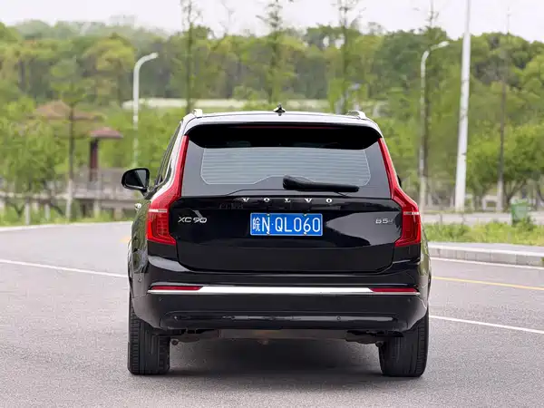 Volvo XC90 2023