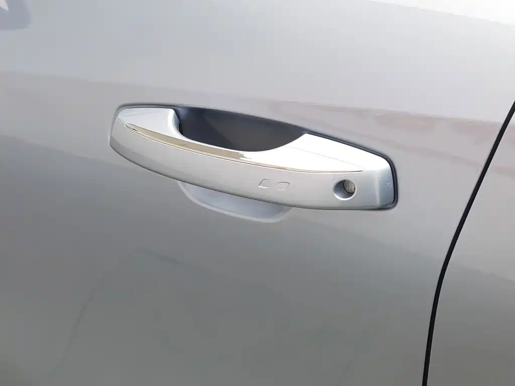 Geely Galaxy L6 2025 — фото 18