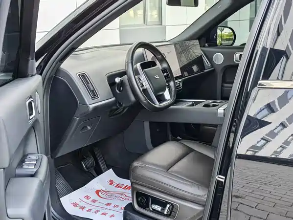 Li Auto L8 2023