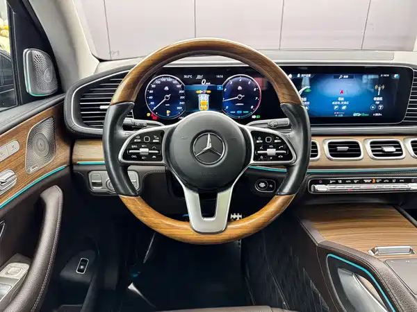 Mercedes-Benz GLS 2022