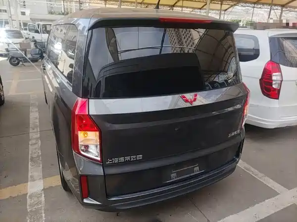 Wuling Journey 2022