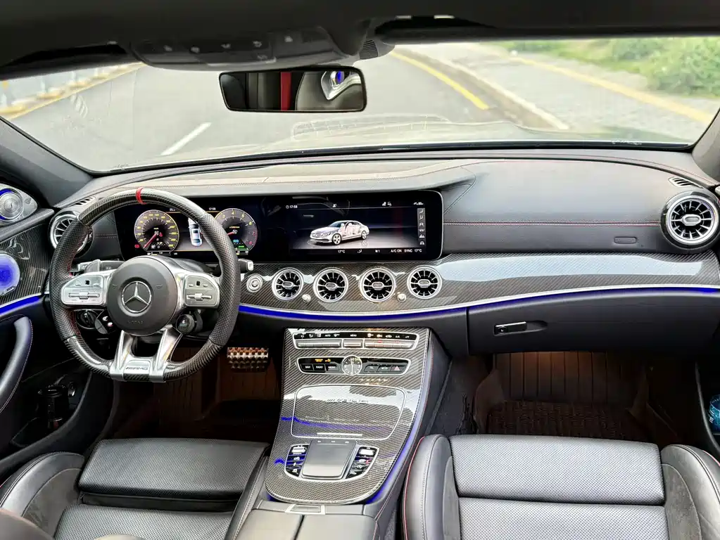 Mercedes-Benz E-Class AMG 2019 — фото 6