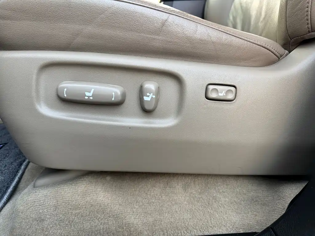 Toyota Land Cruiser 2008 — фото 16
