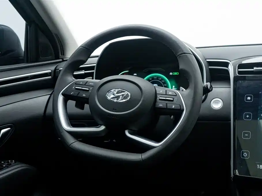 Hyundai Tucson 2024 — фото 17