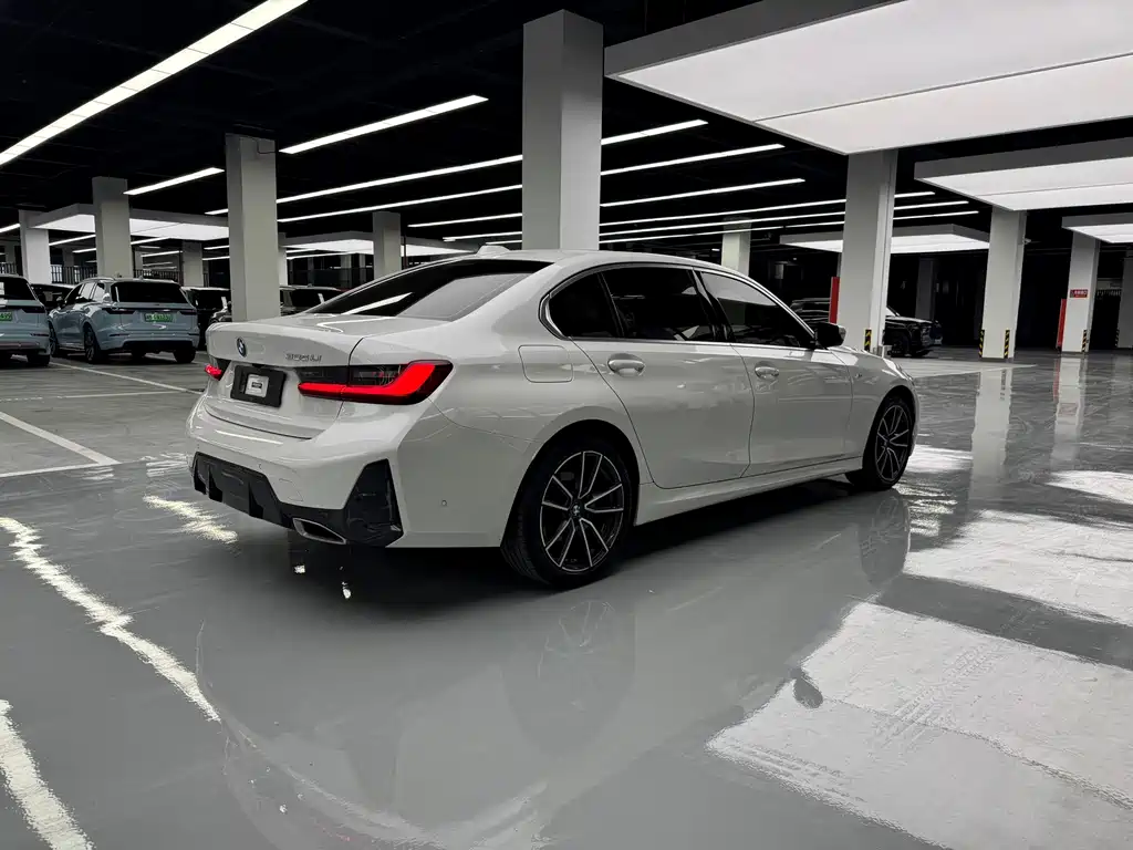 BMW 3 Series 2023 — фото 13