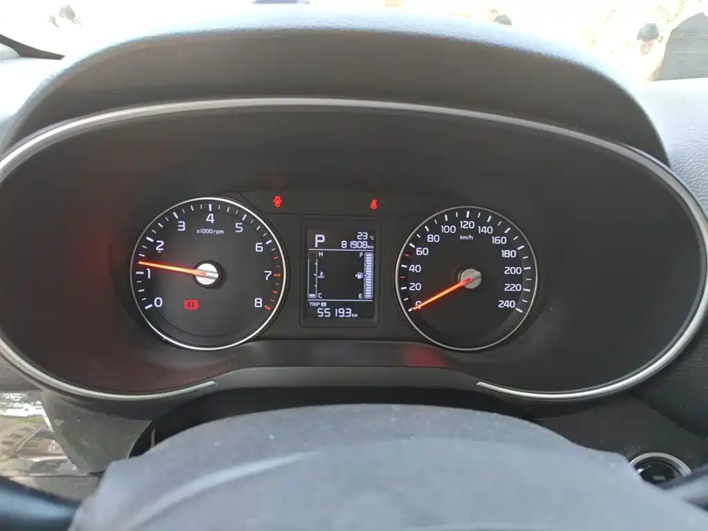 Kia KX3 2015 — фото 8
