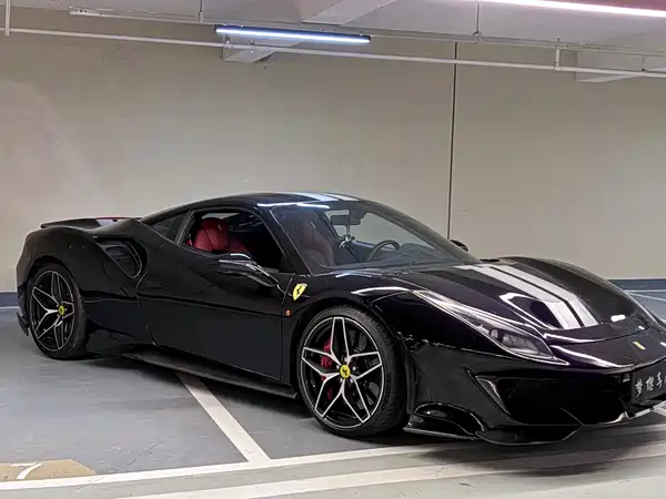 Ferrari 488 2015