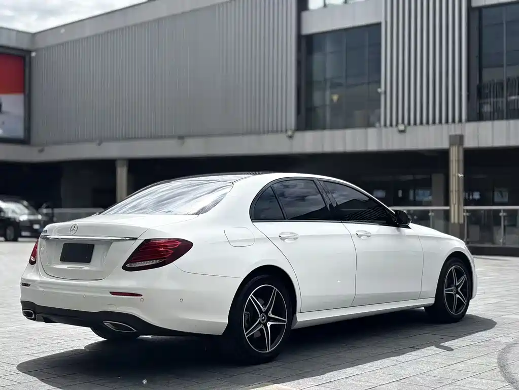Mercedes-Benz E-Class 2020 — фото 7