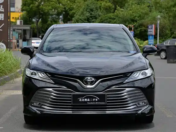 Toyota Camry 2021