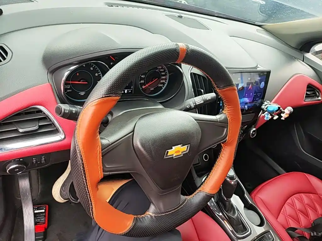 Chevrolet Cruze 2017 — фото 10
