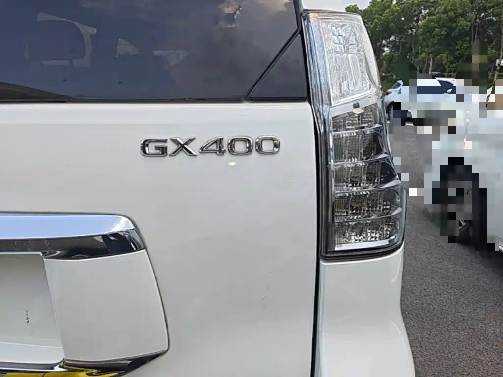 Lexus GX 2015 — фото 8