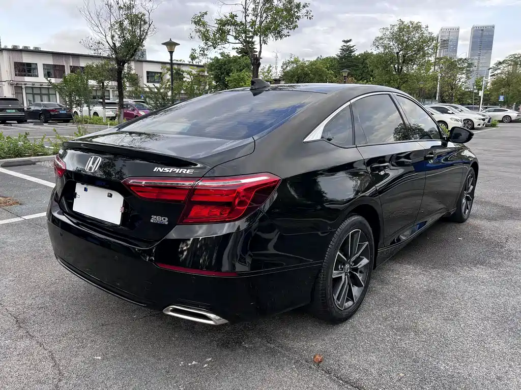 Honda Inspire 2022 — фото 13