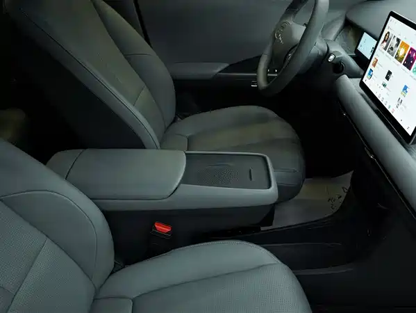 Dongfeng Nano 06 2025