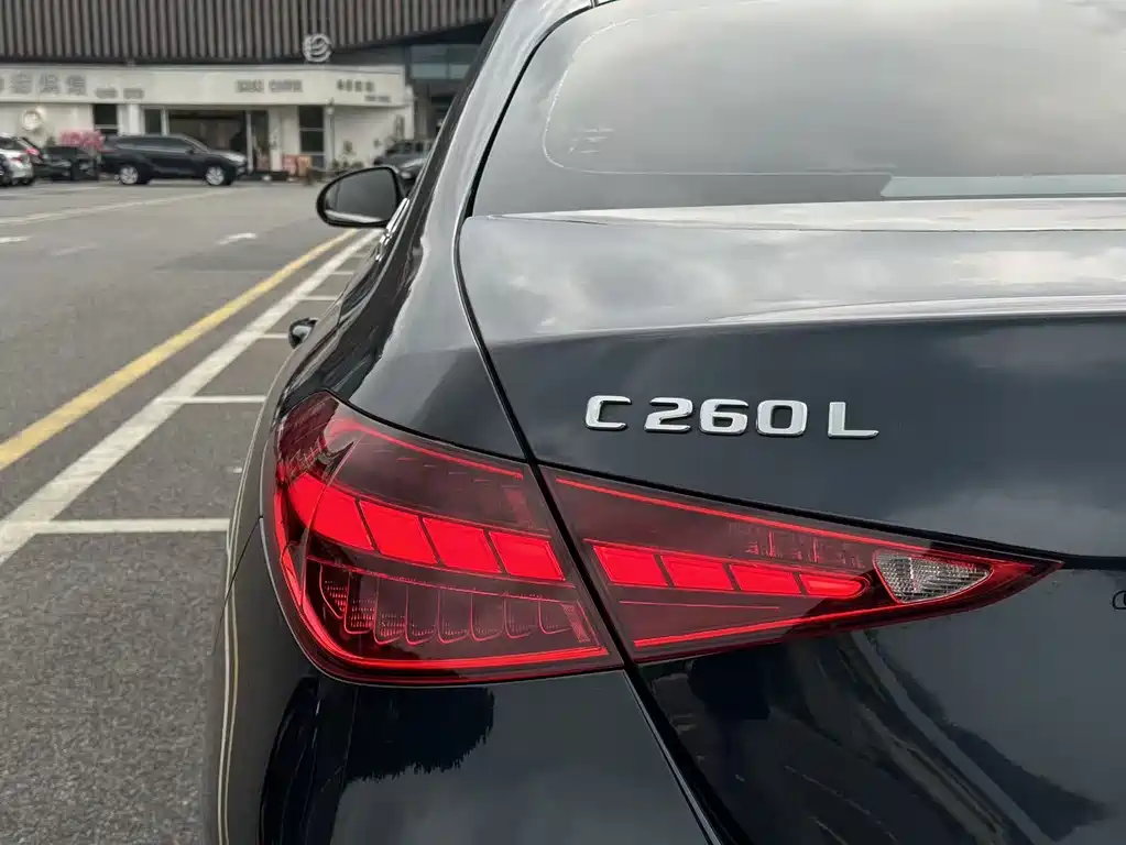 Mercedes-Benz C-Class 2022 — фото 18