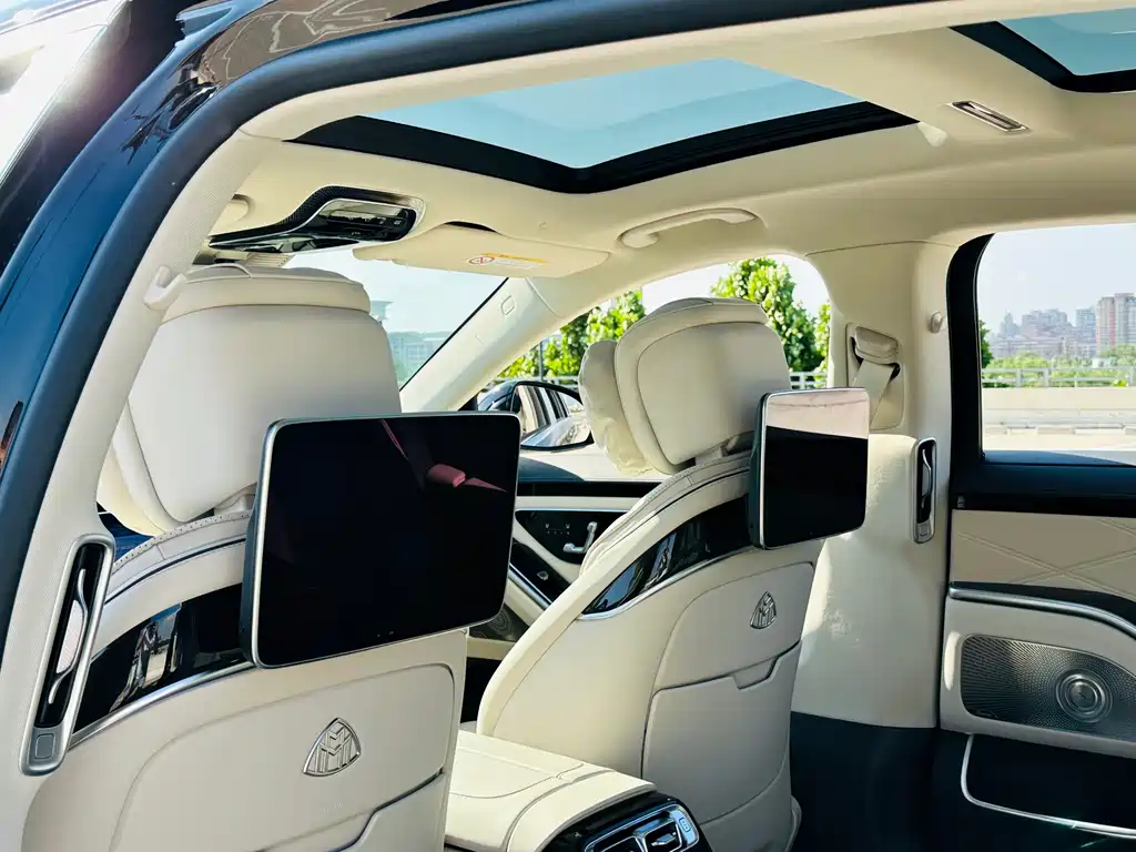 Mercedes-Benz S-Class 2024 — фото 21