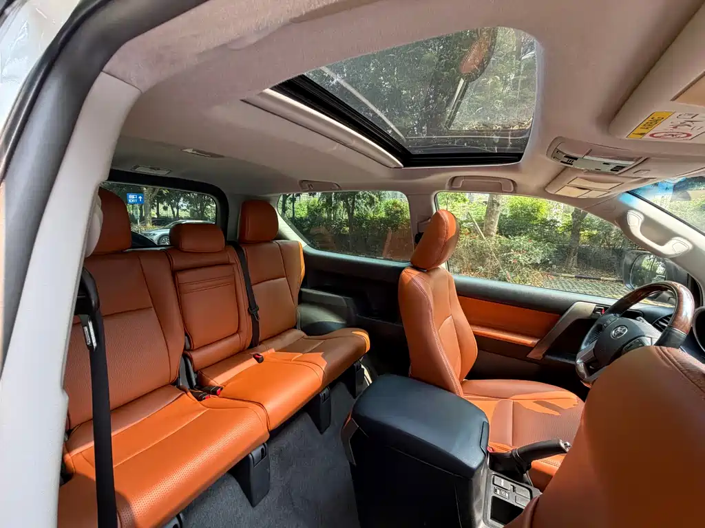 Toyota Prado 2015 — фото 20