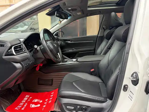 Toyota Camry 2021