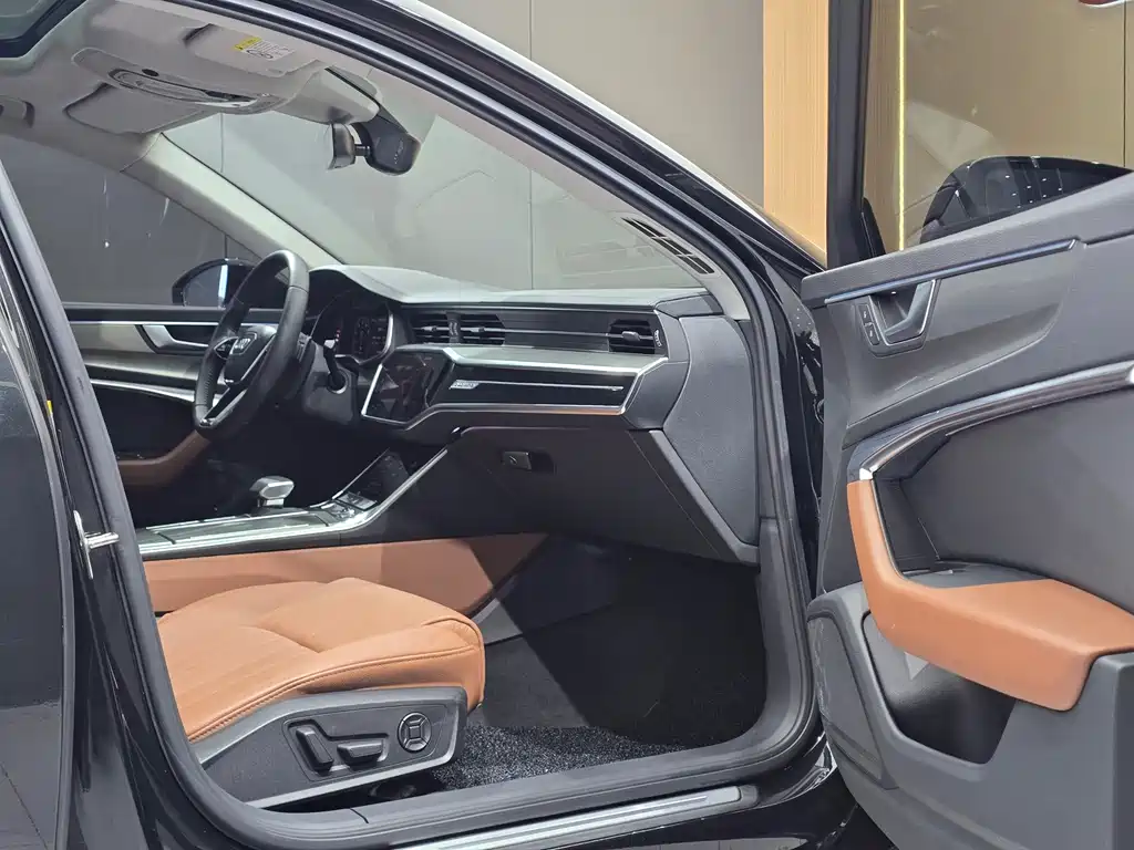 Audi A6L 2021