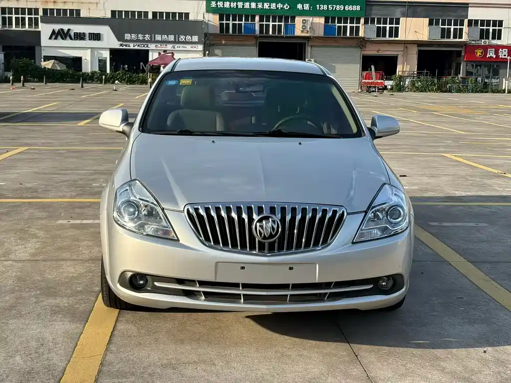 Buick Excelle 2013