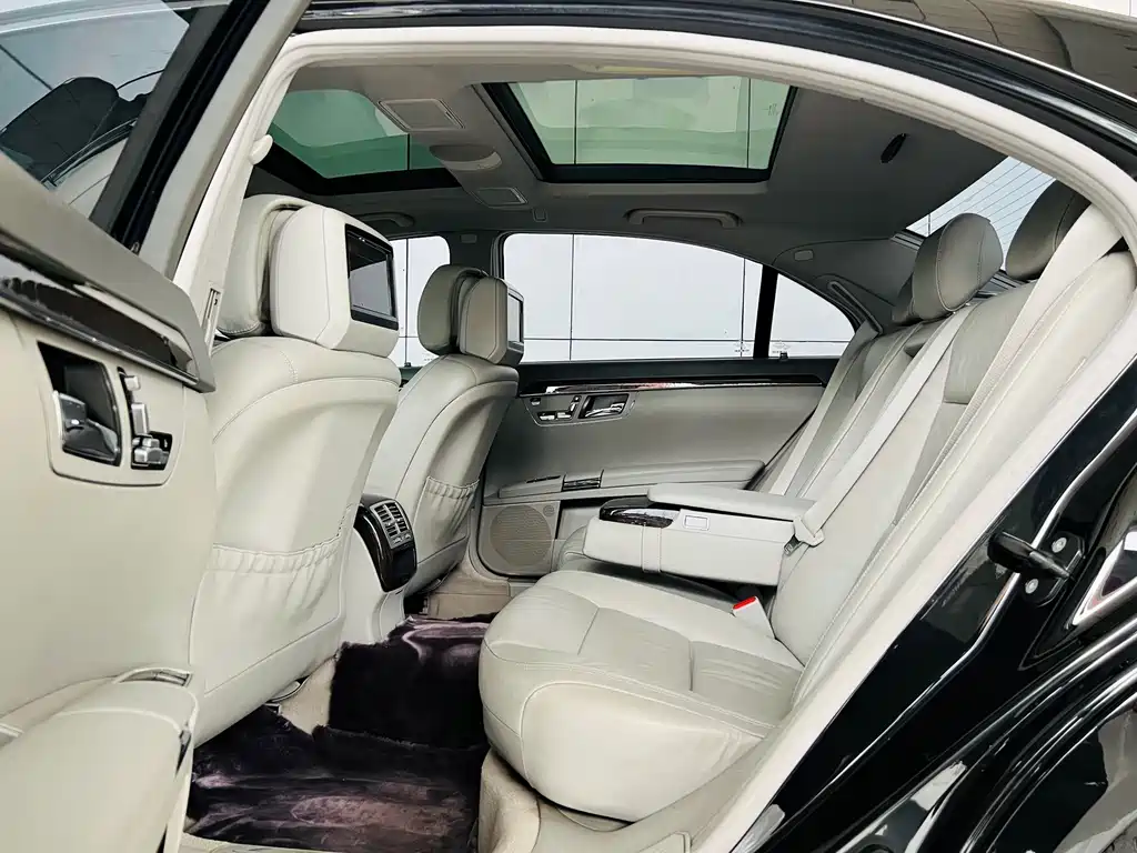 Mercedes-Benz S-Class 2011 — фото 22