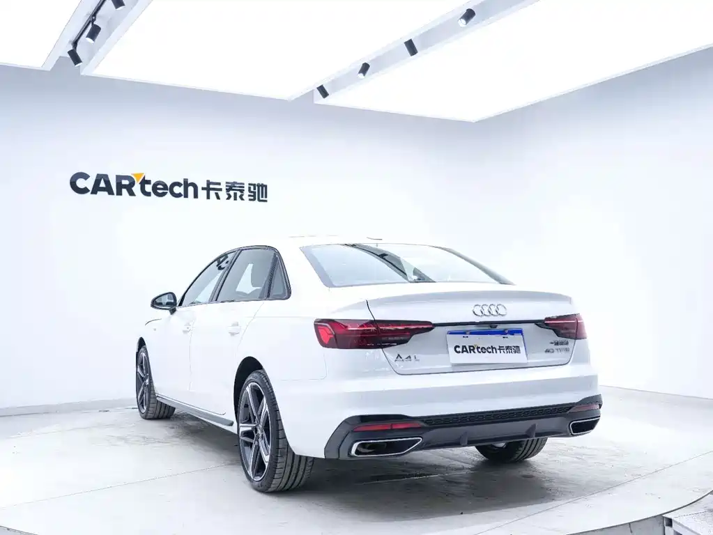 Audi A4L 2024 — фото 17
