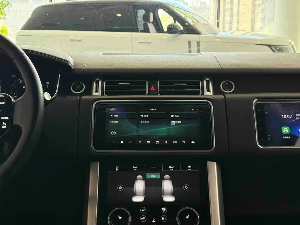 Land Rover Range Rover 2019 — фото 19