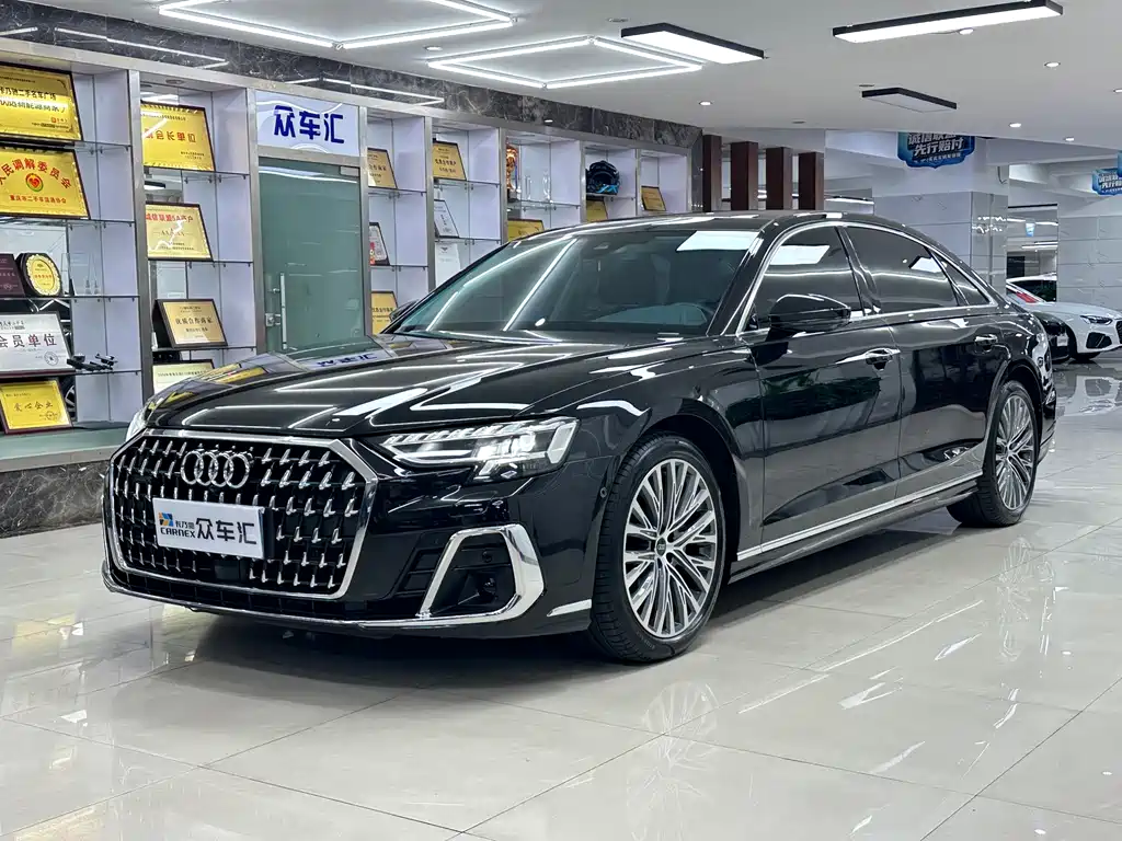 Audi A8 2023
